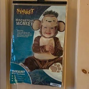 Infant 👶 6-12 months.